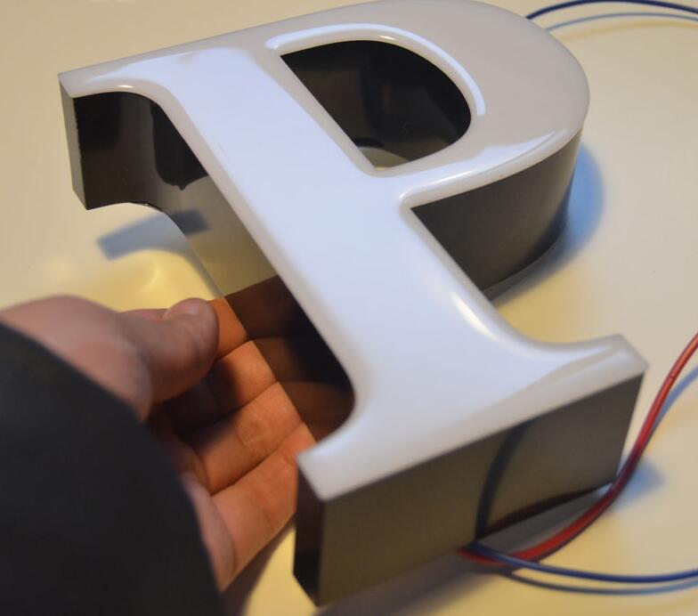 樹脂發光字
